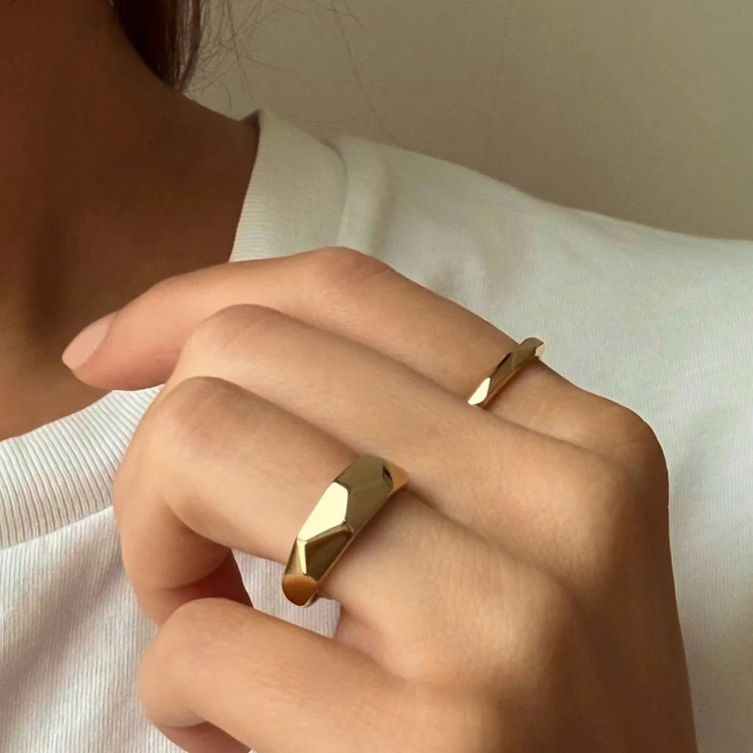 Chloe ring gold